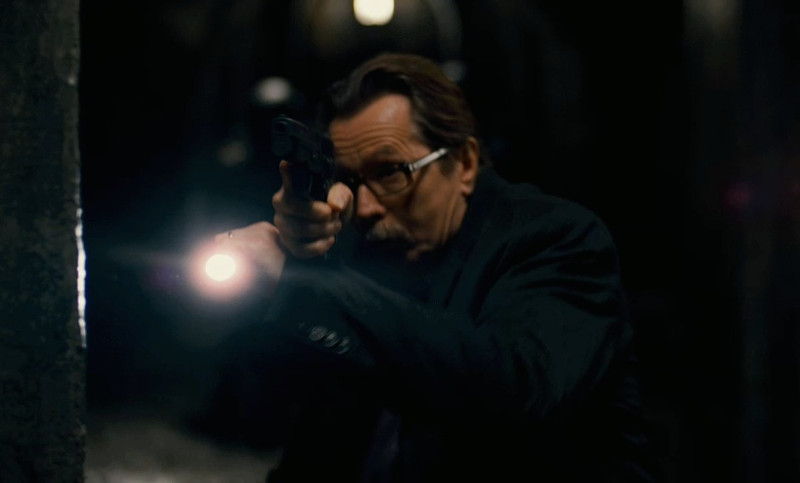 Illustration for article titled We break down the new Dark Knight Rises trailer, screencap by screencap